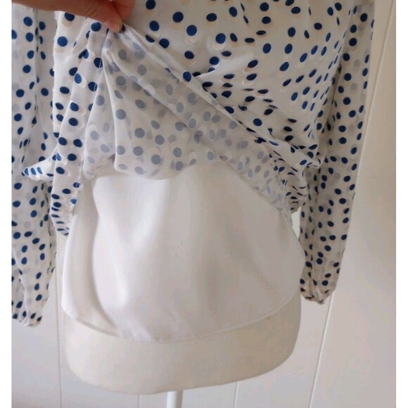 Lilly Pulitzer Lou Lou Off Shoulder Top Blouse Small White Blue Polka Dot Coast - Picture 7 of 9
